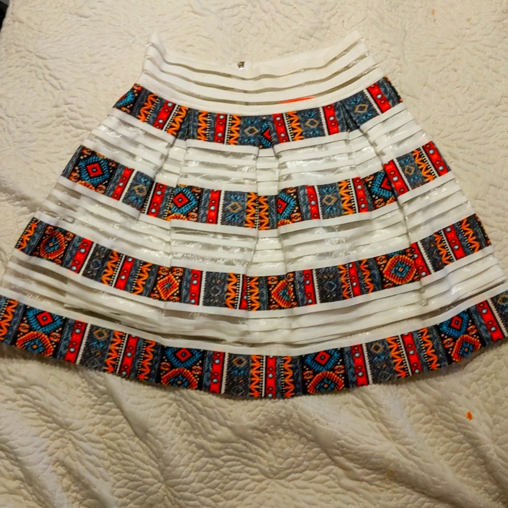 Lulumari Aztec print and shear stripe mini skirt size small